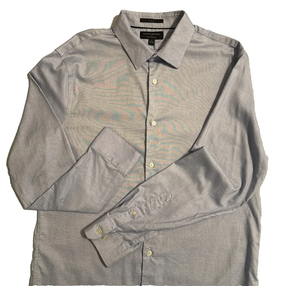 Banana Republic Men’s Large Slim Fit Non-Iron Dress Shirt Blue/ light gray